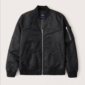 Abercrombie | NWT Men’s Classic Bomber Jacket | M